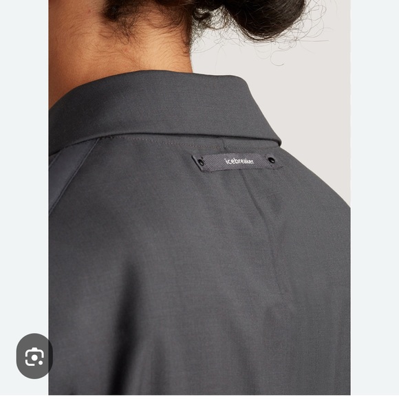 NWT Men's icebreaker City Label Cool-Lite™ Merino Travel Trench Coat SMALL - Picture 3 of 16